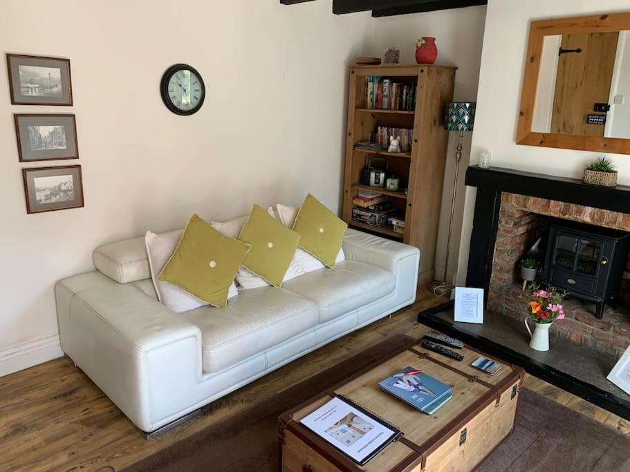 Award Winning Pet Friendly Paddock Cottage Whitby Kültér fotó